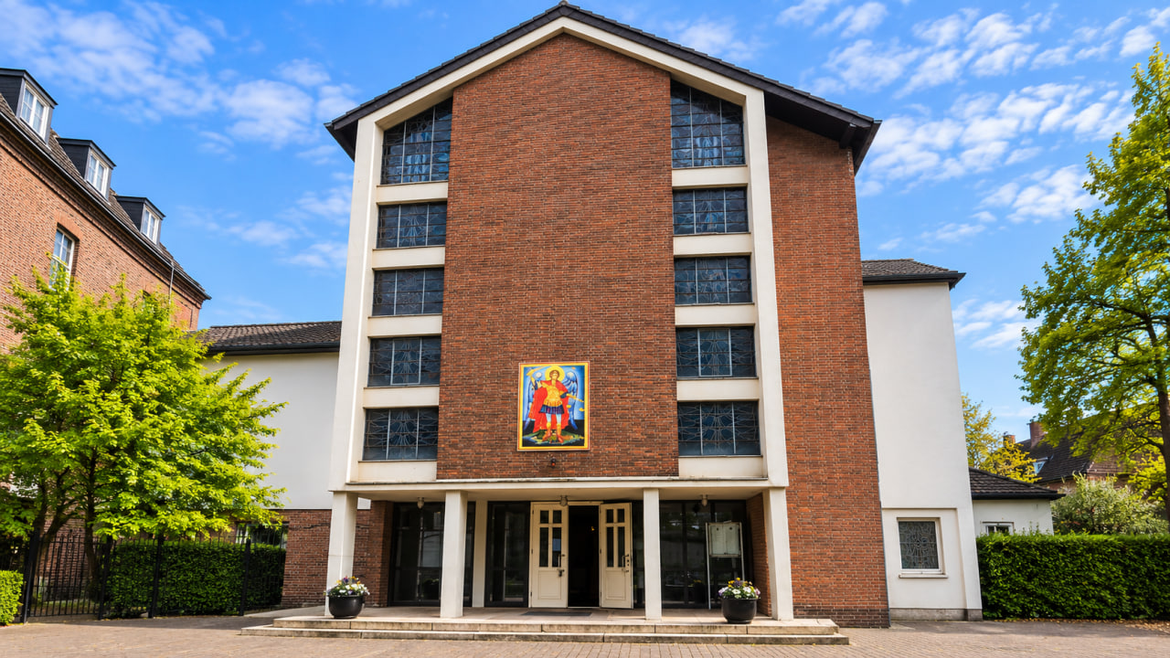 Gemeinde der Heiligen Erzengel in Neuss